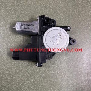 82450A4010 Mô tơ lên kính trước trái Rondo