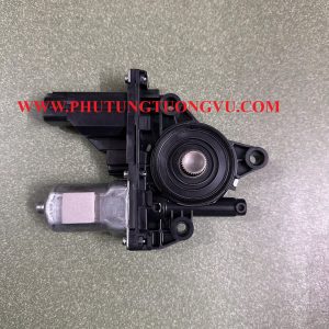 82450A4010 Mô tơ lên kính trước trái Rondo